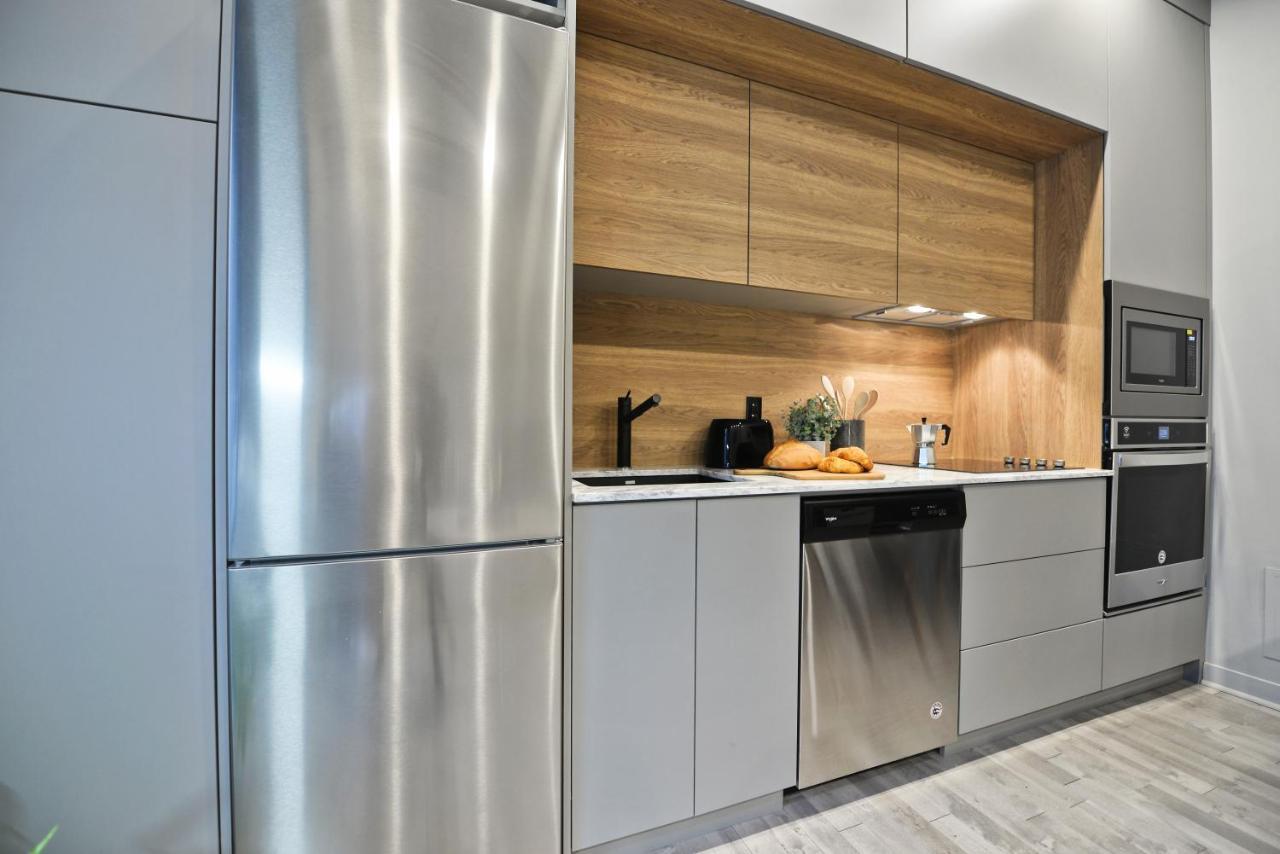Stanley Court Apartments By Simplissimmo Монреал Екстериор снимка