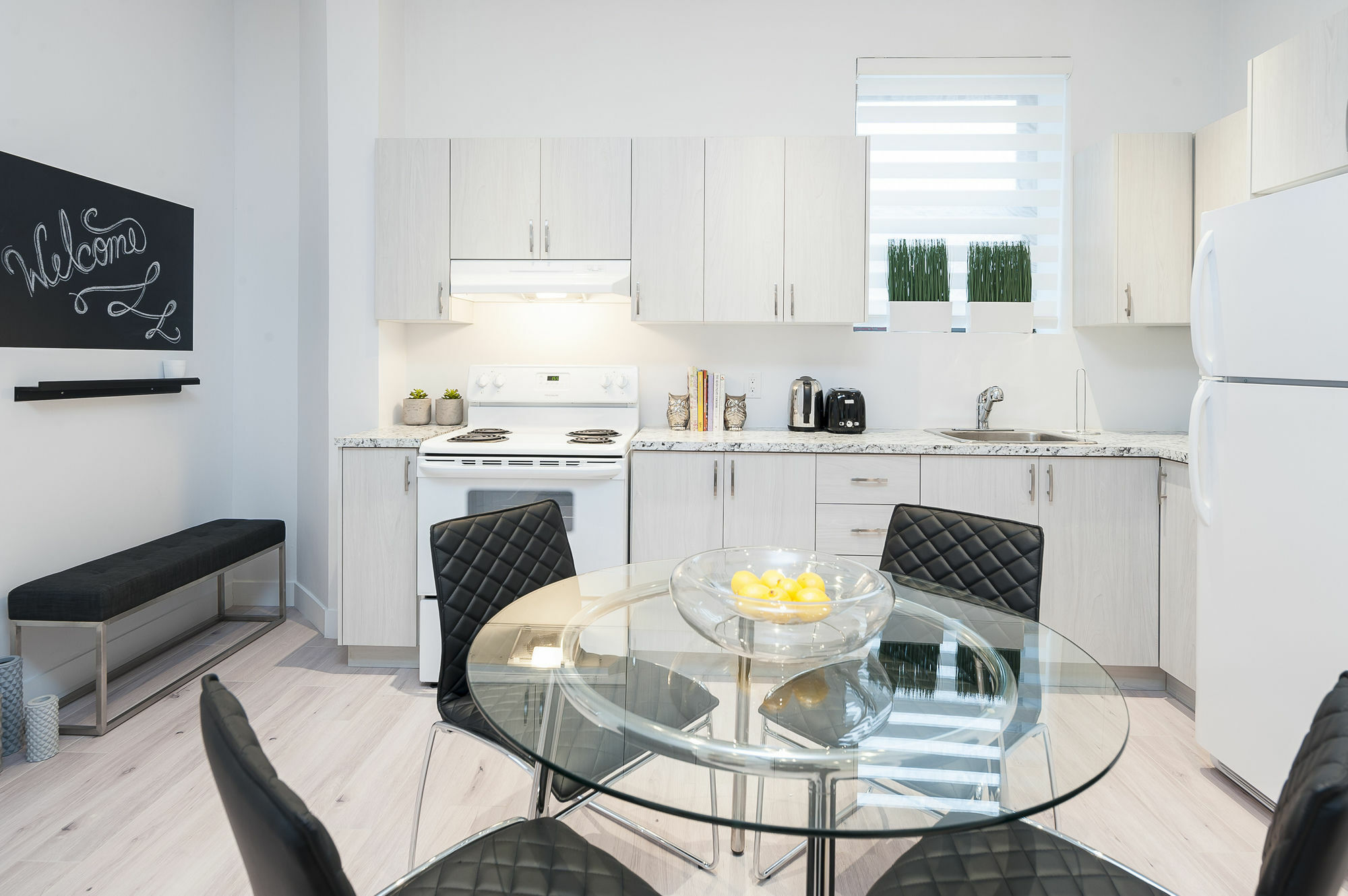 Stanley Court Apartments By Simplissimmo Монреал Екстериор снимка